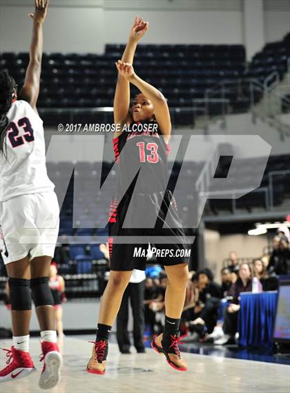 Thumbnail 3 in Langham Creek vs. Lamar (UIL 6A Bi-District Playoff) photogallery.