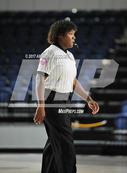 Thumbnail 1 in Langham Creek vs. Lamar (UIL 6A Bi-District Playoff) photogallery.