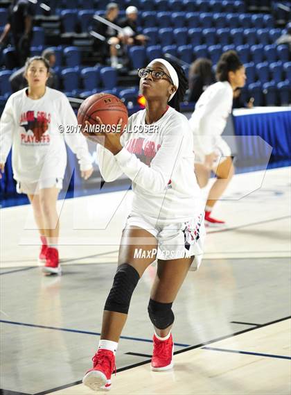 Thumbnail 1 in Langham Creek vs. Lamar (UIL 6A Bi-District Playoff) photogallery.