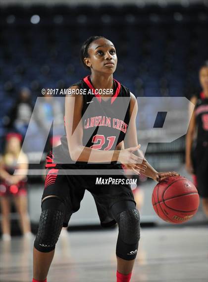 Thumbnail 2 in Langham Creek vs. Lamar (UIL 6A Bi-District Playoff) photogallery.