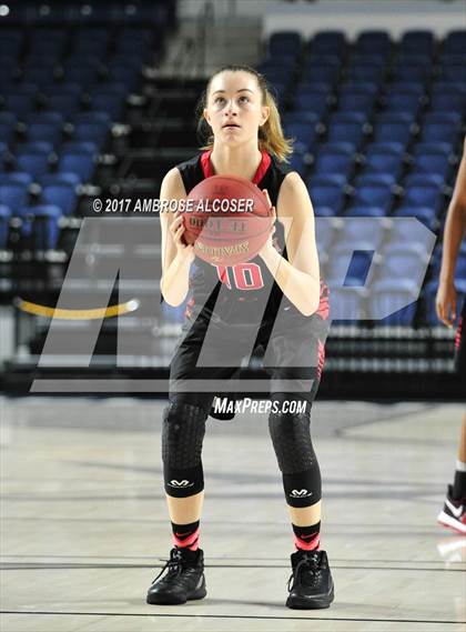 Thumbnail 2 in Langham Creek vs. Lamar (UIL 6A Bi-District Playoff) photogallery.