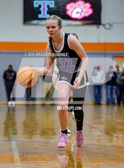 Thumbnail 2 in Chilton County vs Thorsby (Chilton County Tournament Semifinal) photogallery.