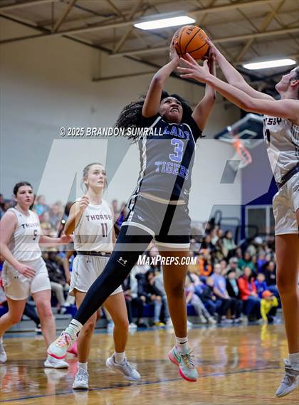 Thumbnail 3 in Chilton County vs Thorsby (Chilton County Tournament Semifinal) photogallery.