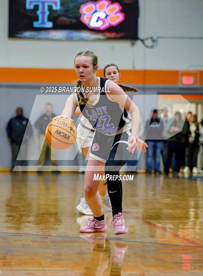 Thumbnail 1 in Chilton County vs Thorsby (Chilton County Tournament Semifinal) photogallery.
