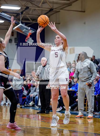 Thumbnail 1 in Chilton County vs Thorsby (Chilton County Tournament Semifinal) photogallery.