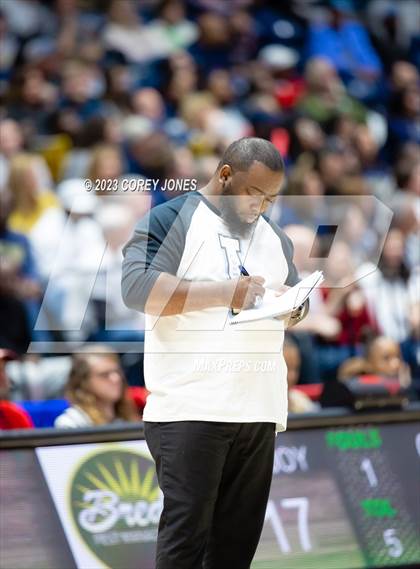 Thumbnail 3 in River Ridge vs Lovejoy (GHSA 6A State Championship) photogallery.