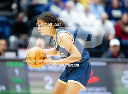 Thumbnail 3 in River Ridge vs Lovejoy (GHSA 6A State Championship) photogallery.