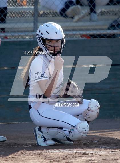Thumbnail 3 in Golden Valley vs. Central Catholic photogallery.