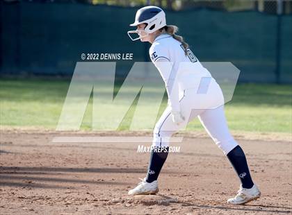 Thumbnail 2 in Golden Valley vs. Central Catholic photogallery.