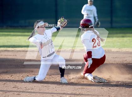 Thumbnail 1 in Golden Valley vs. Central Catholic photogallery.