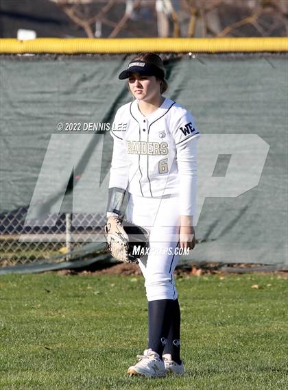 Thumbnail 3 in Golden Valley vs. Central Catholic photogallery.