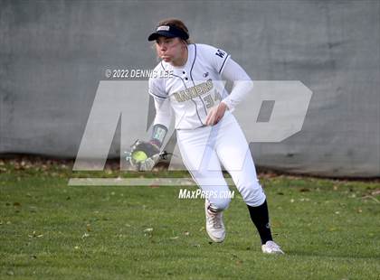 Thumbnail 3 in Golden Valley vs. Central Catholic photogallery.