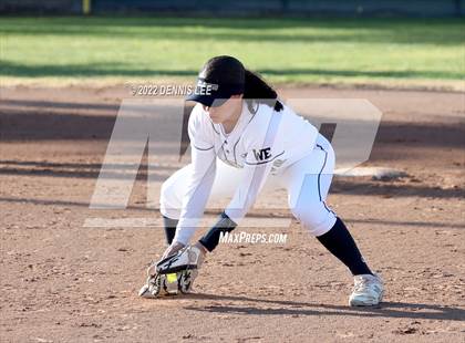 Thumbnail 2 in Golden Valley vs. Central Catholic photogallery.