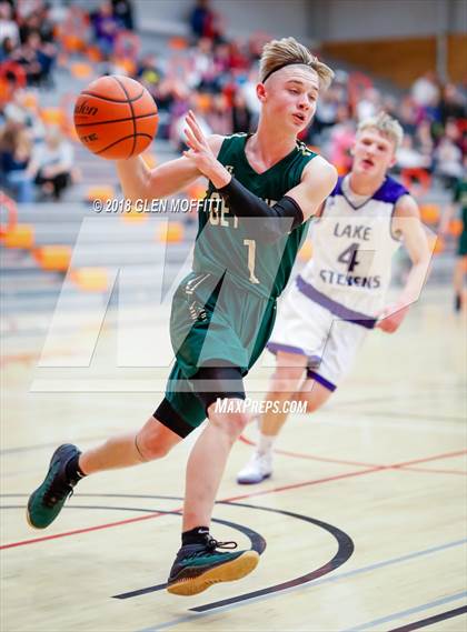 Thumbnail 3 in Lake Stevens vs. Marysville Getchell photogallery.