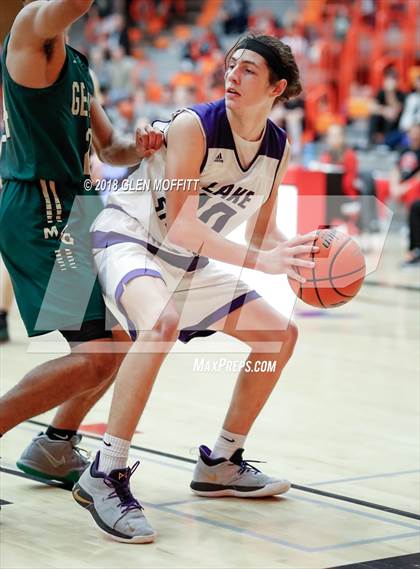 Thumbnail 3 in Lake Stevens vs. Marysville Getchell photogallery.