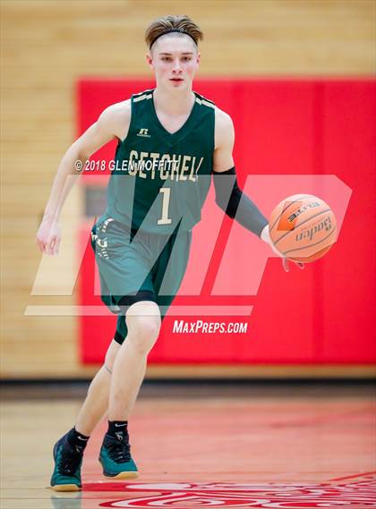 Thumbnail 3 in Lake Stevens vs. Marysville Getchell photogallery.