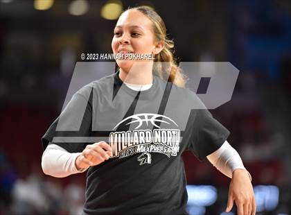 Thumbnail 1 in Millard North vs. Lincoln High (NSAA Class A Semifinal) photogallery.