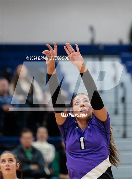 Thumbnail 1 in Heritage vs. Douglas County (CHSAA 5A Region 6) photogallery.