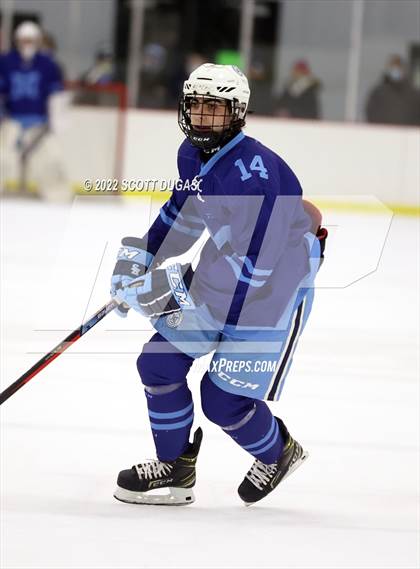 Thumbnail 1 in St. Mary's vs St. Joseph's Collegiate Institute  photogallery.