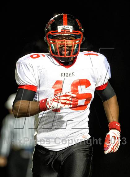 Thumbnail 1 in Pleasure Ridge Park @ Campbell County (KHSAA Commonwealth Gridiron Bowl) photogallery.