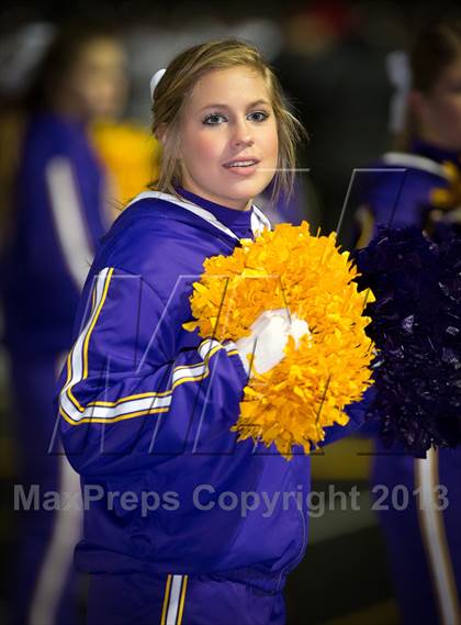 Thumbnail 2 in Pleasure Ridge Park @ Campbell County (KHSAA Commonwealth Gridiron Bowl) photogallery.