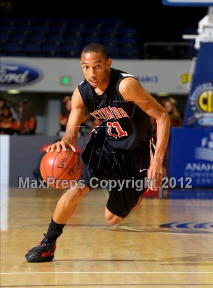 Thumbnail 2 in Etiwanda vs. Long Beach Poly (CIF SS D1AA Semifinal) photogallery.