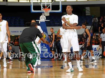 Thumbnail 2 in Etiwanda vs. Long Beach Poly (CIF SS D1AA Semifinal) photogallery.