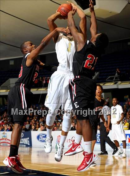 Thumbnail 2 in Etiwanda vs. Long Beach Poly (CIF SS D1AA Semifinal) photogallery.