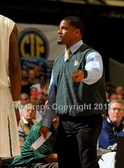 Thumbnail 1 in Etiwanda vs. Long Beach Poly (CIF SS D1AA Semifinal) photogallery.