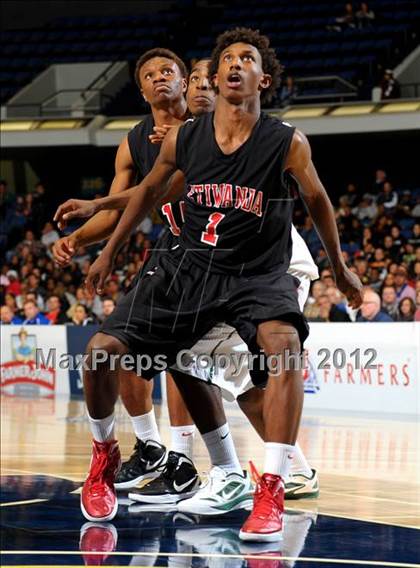 Thumbnail 1 in Etiwanda vs. Long Beach Poly (CIF SS D1AA Semifinal) photogallery.
