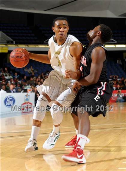 Thumbnail 2 in Etiwanda vs. Long Beach Poly (CIF SS D1AA Semifinal) photogallery.