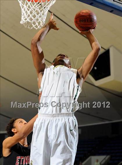 Thumbnail 2 in Etiwanda vs. Long Beach Poly (CIF SS D1AA Semifinal) photogallery.