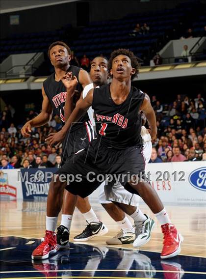 Thumbnail 3 in Etiwanda vs. Long Beach Poly (CIF SS D1AA Semifinal) photogallery.
