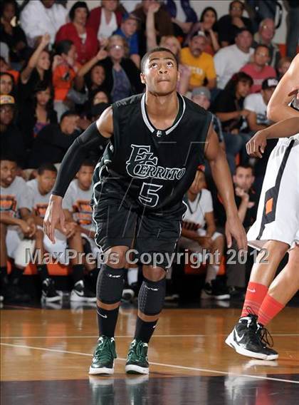 Thumbnail 3 in El Cerrito @ Foothill (CIF NorCal D3 Playoffs) photogallery.
