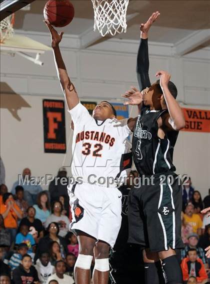 Thumbnail 1 in El Cerrito @ Foothill (CIF NorCal D3 Playoffs) photogallery.
