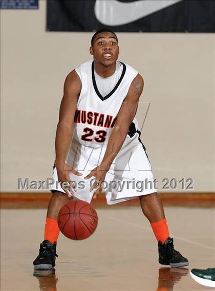 Thumbnail 3 in El Cerrito @ Foothill (CIF NorCal D3 Playoffs) photogallery.