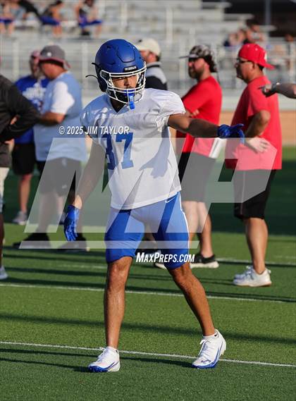 Thumbnail 1 in Peaster vs Mineral Wells (scrimmage) photogallery.