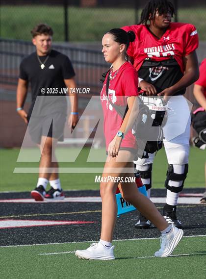 Thumbnail 1 in Peaster vs Mineral Wells (scrimmage) photogallery.