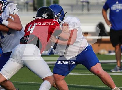 Thumbnail 2 in Peaster vs Mineral Wells (scrimmage) photogallery.