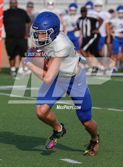 Thumbnail 1 in Peaster vs Mineral Wells (scrimmage) photogallery.