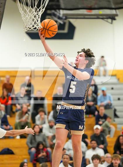 Thumbnail 1 in Mullen @ Columbine photogallery.