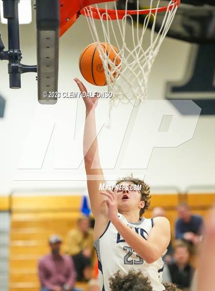 Thumbnail 3 in Mullen @ Columbine photogallery.