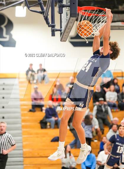 Thumbnail 1 in Mullen @ Columbine photogallery.