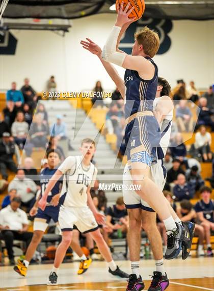 Thumbnail 3 in Mullen @ Columbine photogallery.