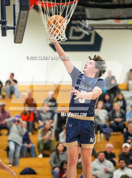 Thumbnail 2 in Mullen @ Columbine photogallery.