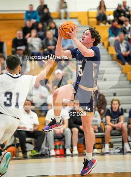 Thumbnail 1 in Mullen @ Columbine photogallery.