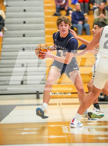 Thumbnail 2 in Mullen @ Columbine photogallery.