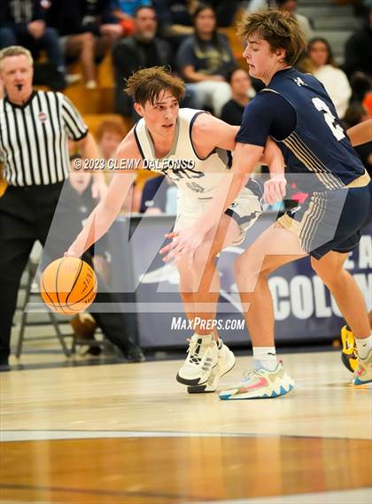 Thumbnail 2 in Mullen @ Columbine photogallery.
