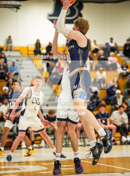 Thumbnail 2 in Mullen @ Columbine photogallery.