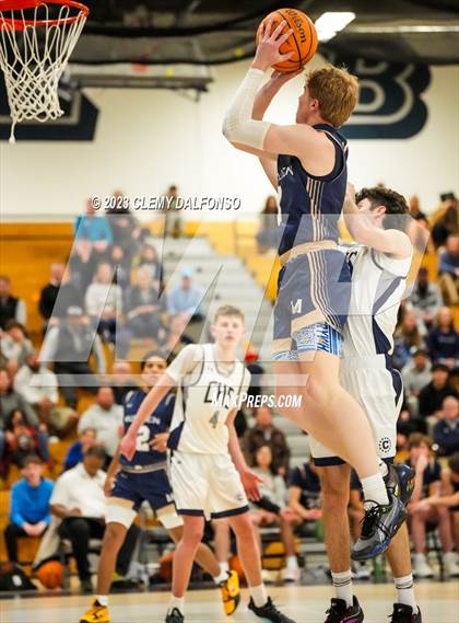 Thumbnail 1 in Mullen @ Columbine photogallery.